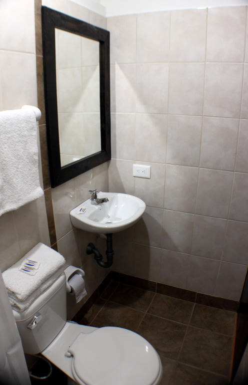 Boutique Del Cafe Hotel Манисалес Стая снимка